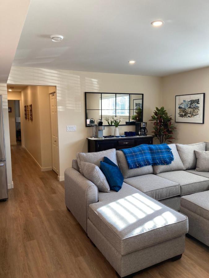 Bright Poolside Walkout Two Bedroom Basement Suite In The Okanagan Penticton Bagian luar foto